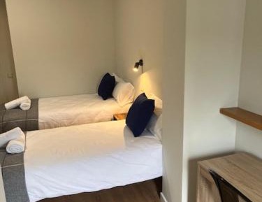 Standard Twin Room with Shared Bathroom