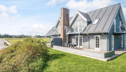 Two-Bedroom Holiday Home