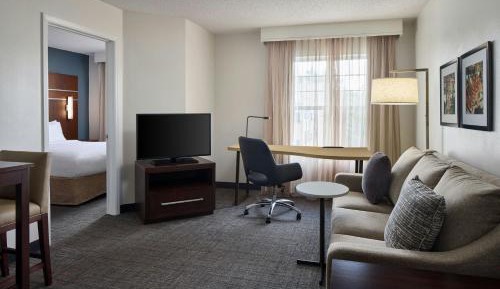 One-Bedroom Suite