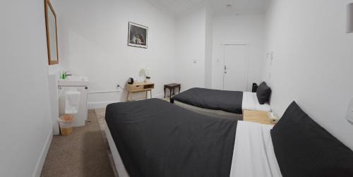 Twin Room with Shared Bathroom