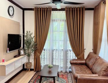 Three-Bedroom Chalet