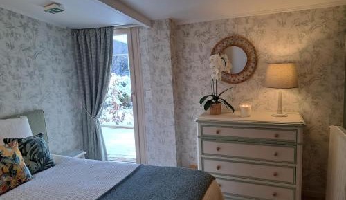 Three-Bedroom Apartment with Park View