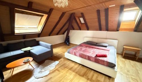 Queen Room
