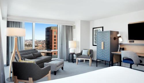 Corner King Room with Sofa Bed