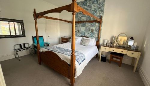 King Room with Garden View