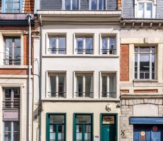 One-Bedroom Standard Apartment