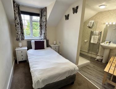 Single Room with Shower