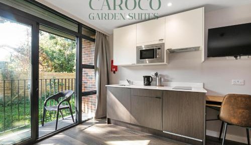 Twin Suites with Outdoor Space