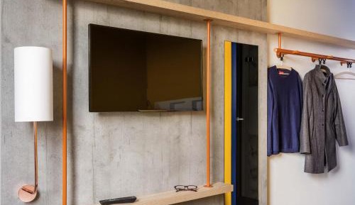 Triple Room with Two Single Beds and One Extra Bed