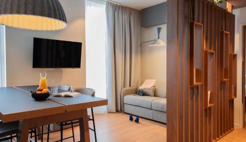 Superior One-Bedroom Apartment
