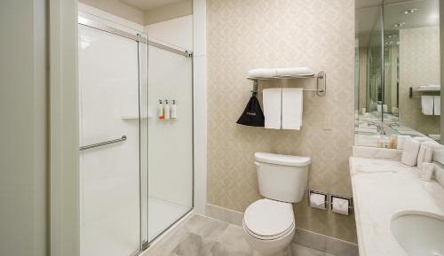 Deluxe King Room - Non-Smoking