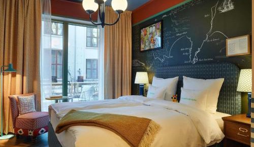 Medium Plus Room