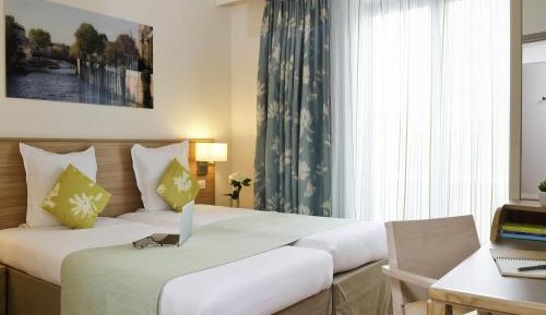 One-Bedroom Apartment (4 Adults)