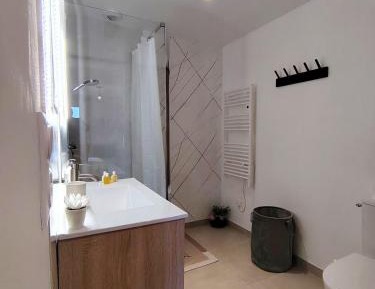 Double Room with Private Bathroom