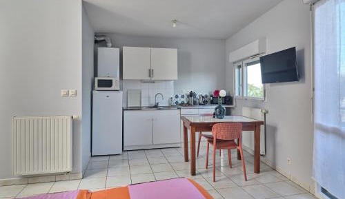 Studio Apartment with Balcony