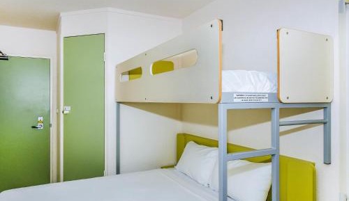 Standard Queen Room with Single Bunk Bed