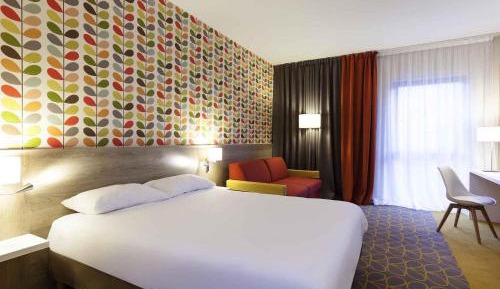 Standard Family Room