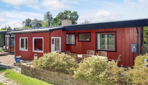 Three-Bedroom Vacation Home 