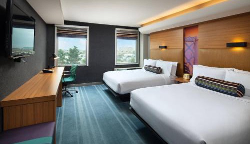 Guest room with Two Queen Beds - High Floor