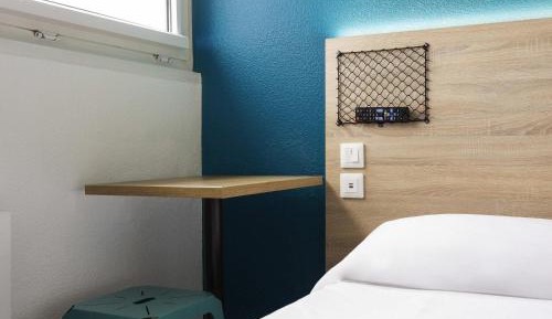 Twin Room with Bathroom