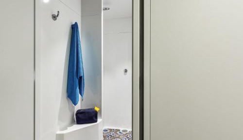 Cabrio Triple Room with Private Bathroom