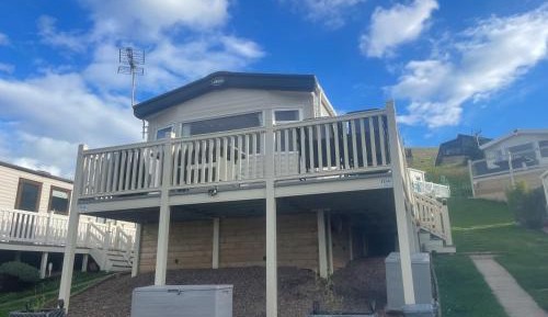 Three-Bedroom Vacation Home 