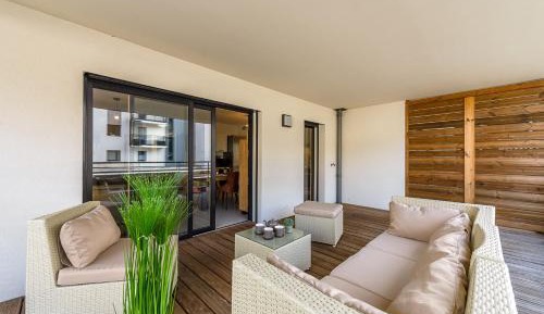 Apartment with Terrace