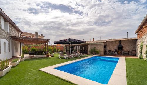 Six-Bedroom House