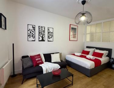 Two-Bedroom Deluxe Apartment