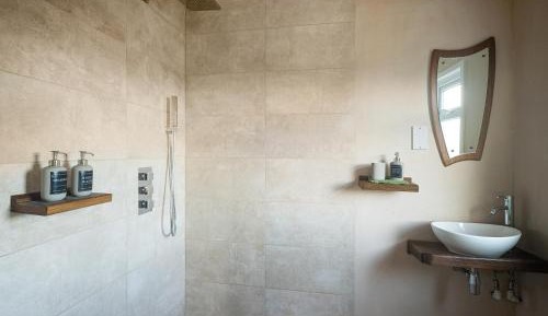 One-Bedroom Vacation Home