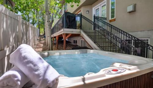 Three-Bedroom Vacation Home 