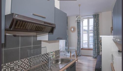 One-Bedroom Apartment with View