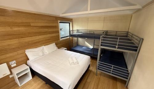 Private Dormitory Room - Shared Bathroom (No linen supplied)