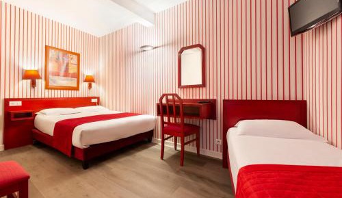 Triple Room