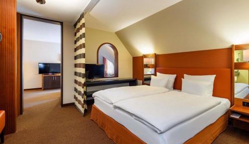 Premium King Room 200x200