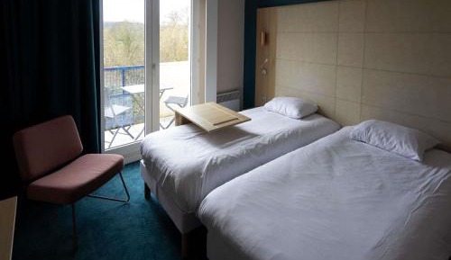 Standard Twin Room - Non-Smoking