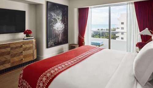 King Room with Partial Ocean View