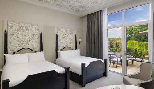 Deluxe Room with Two Double Beds and Terrace