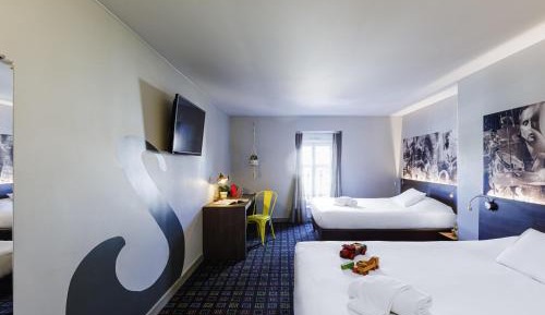 Family Room "Pop" for 4