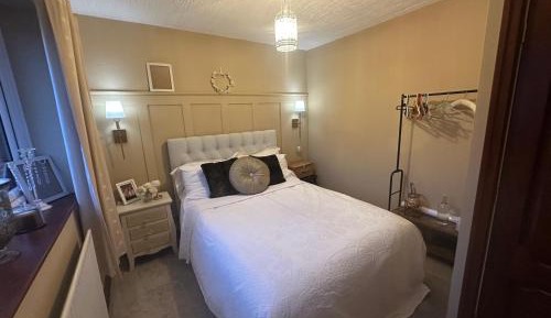 Double Room with Shared Bathroom