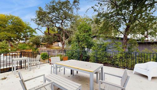 Three-Bedroom Vacation Home 