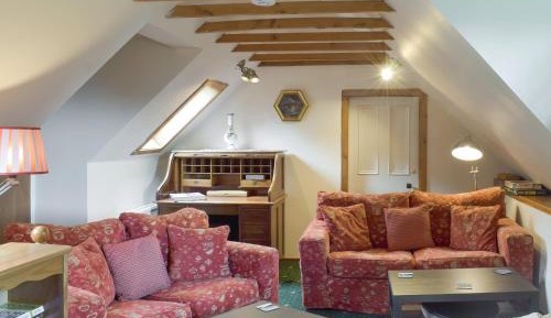 Two-Bedroom Holiday Home