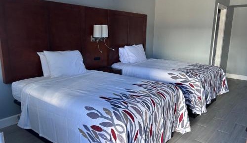 Deluxe King Suite