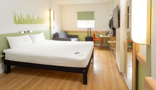 Family Room with One Double Bed and One Single Bed