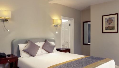 Standard Double Room - Courtyard Side