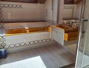 Standard Double Room with Shared Bathroom