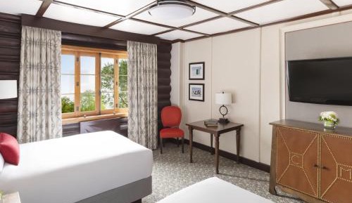 Fairmont Luxury Room with 2 Double Beds