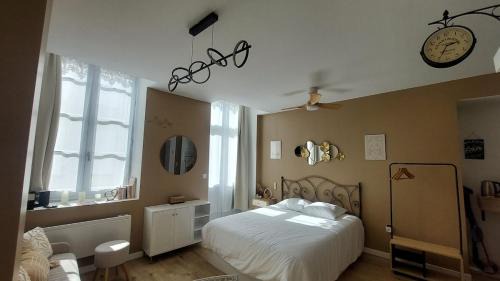 One-Bedroom Apartment with Balcony and City View
