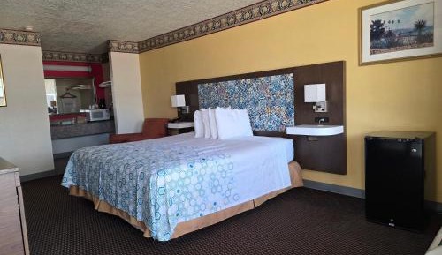 Standard King Room