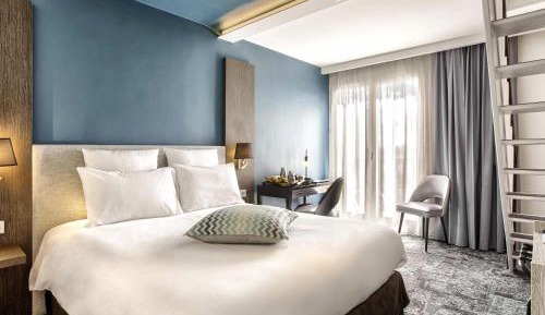 Superior Duplex Apartment with One Double Bed and Two Single Beds